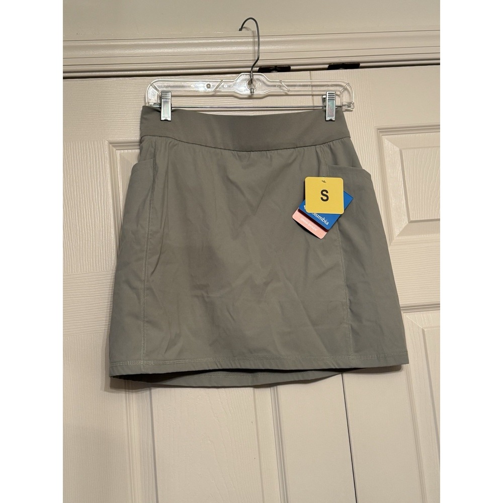 Columbia Omni-Shield Hiking Skort NWT Small Grey Athleisure Golf Tennis